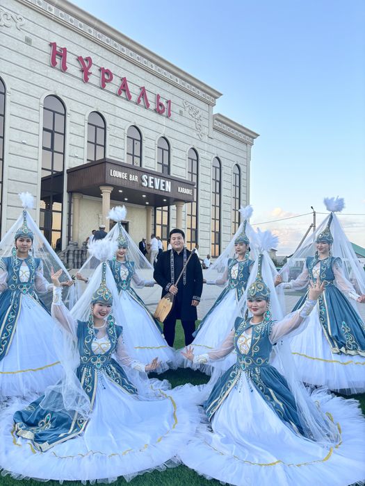 Продам танцевальные костюмы