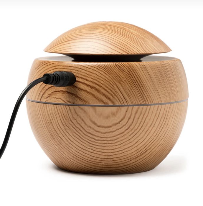 арома дифузер с LED подсветка – дървен дизайн