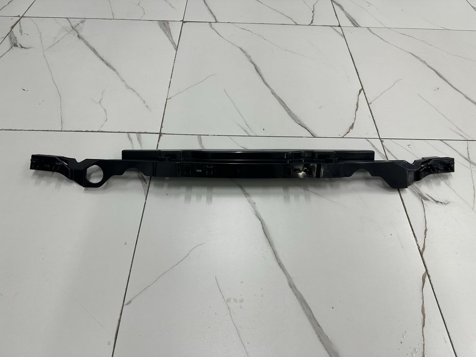 Geely Coolray грязезащитная панель переднего бампера