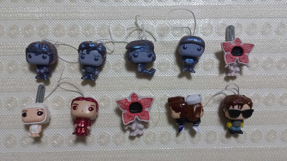 Киндер Джой серия - "Очень странные дела"