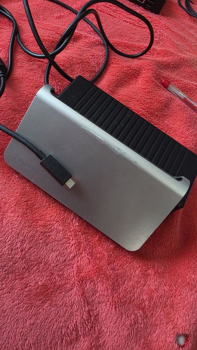 Usb C docking station