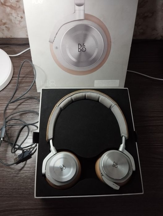 Bang & Olufsen BeoPlay H8 Natural
