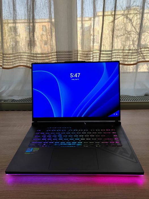 Laptop Gaming Asus Rog Strix G16