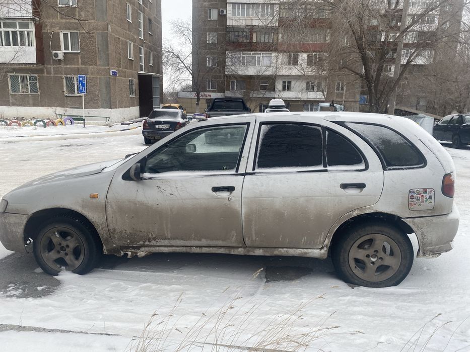 Продам ниссан альемру