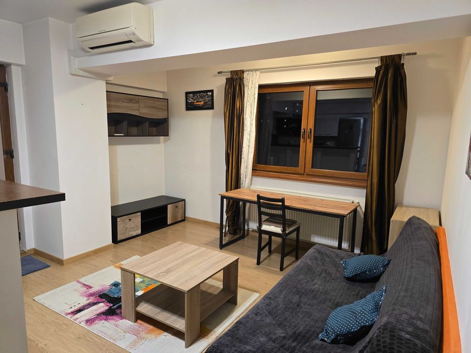 Inchiriere apartament 2 camere cu centrală - 54 mp utili + balcon 6 mp