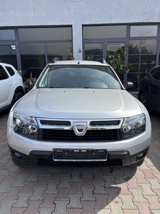 Dacia Duster 1.5 dCi 110 CP 4x4 – Euro 5 Anul fabricației: 12/2010