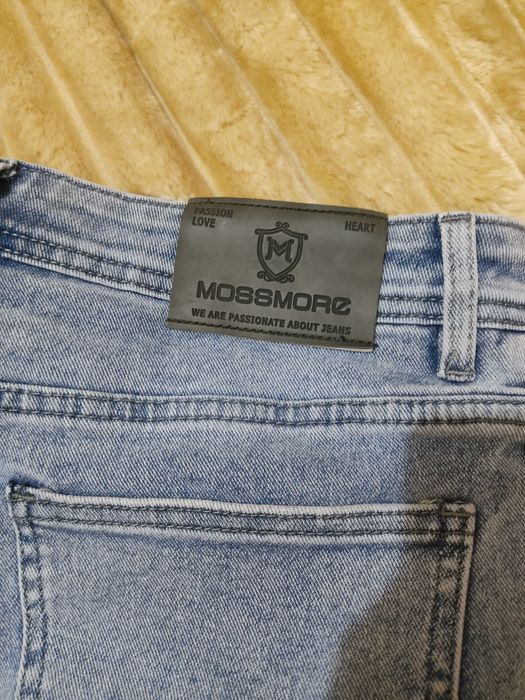 Мужские джинсы MOSSMORE