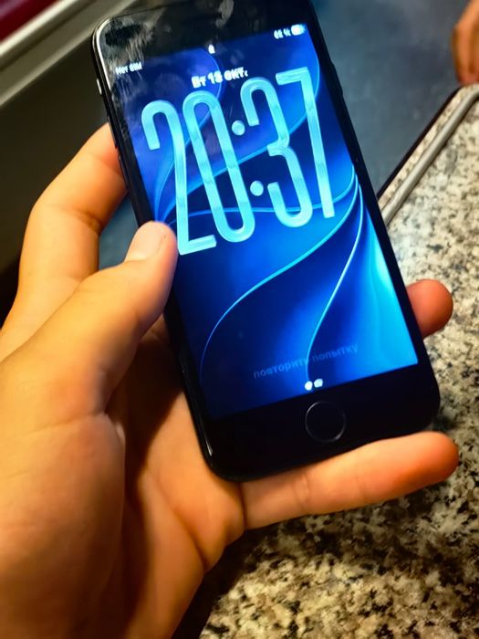 Обменяю Iphone se2020