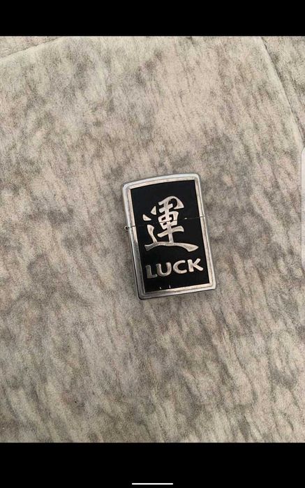 Zippo зажигалка .