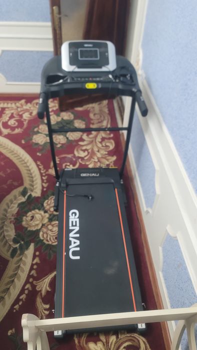 Купил для дочке но лижит проста