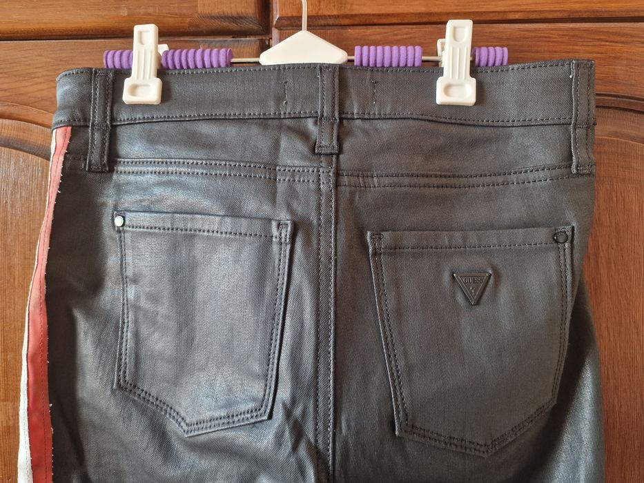 Кожени панталони Guess
