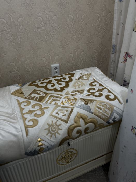 Сандык корпе корпеше и жастык