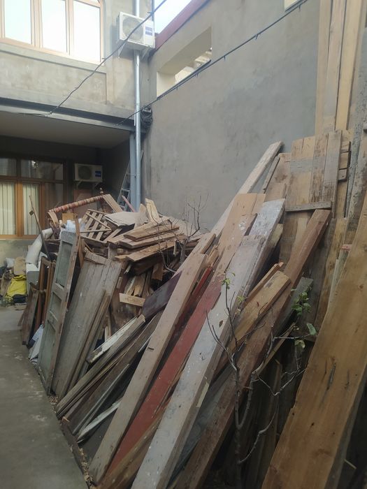 Продается доски и акфа дверь