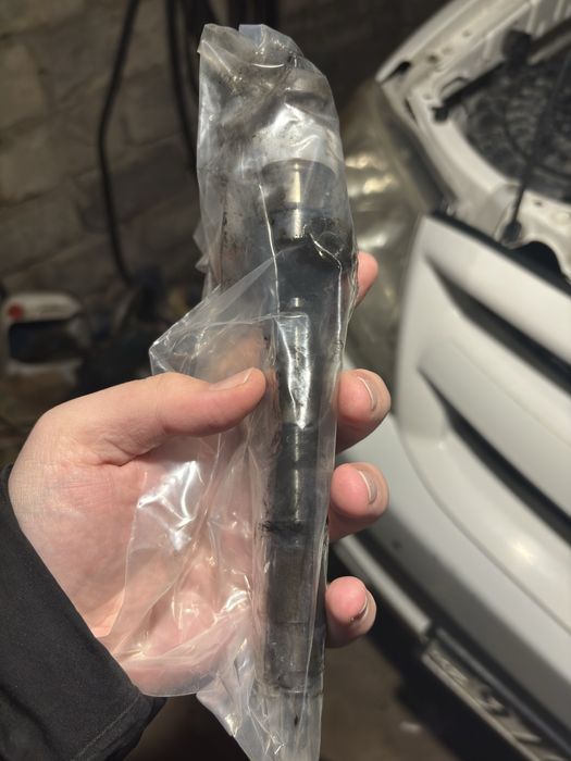 Продам форсунки на хайлюкс