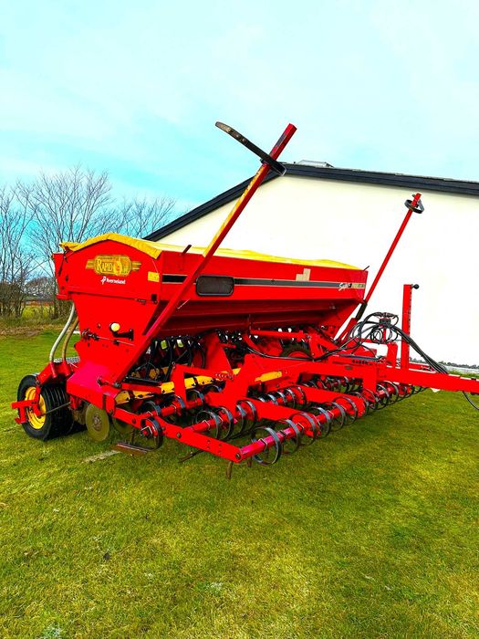 Semanatoare paioase Vaderstad Rapid 400  SUPER XL an 2014 Kuhn Amazone