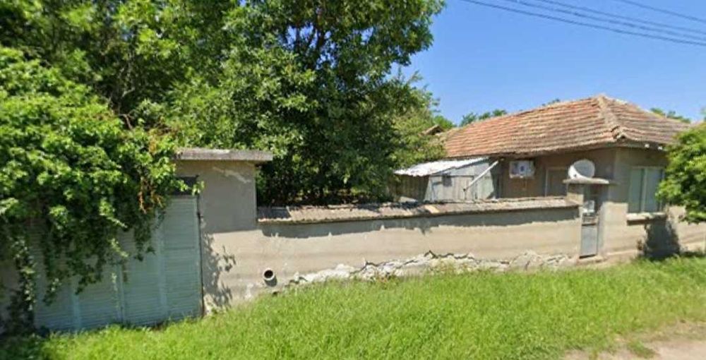 Прадавам къща в Село Водица