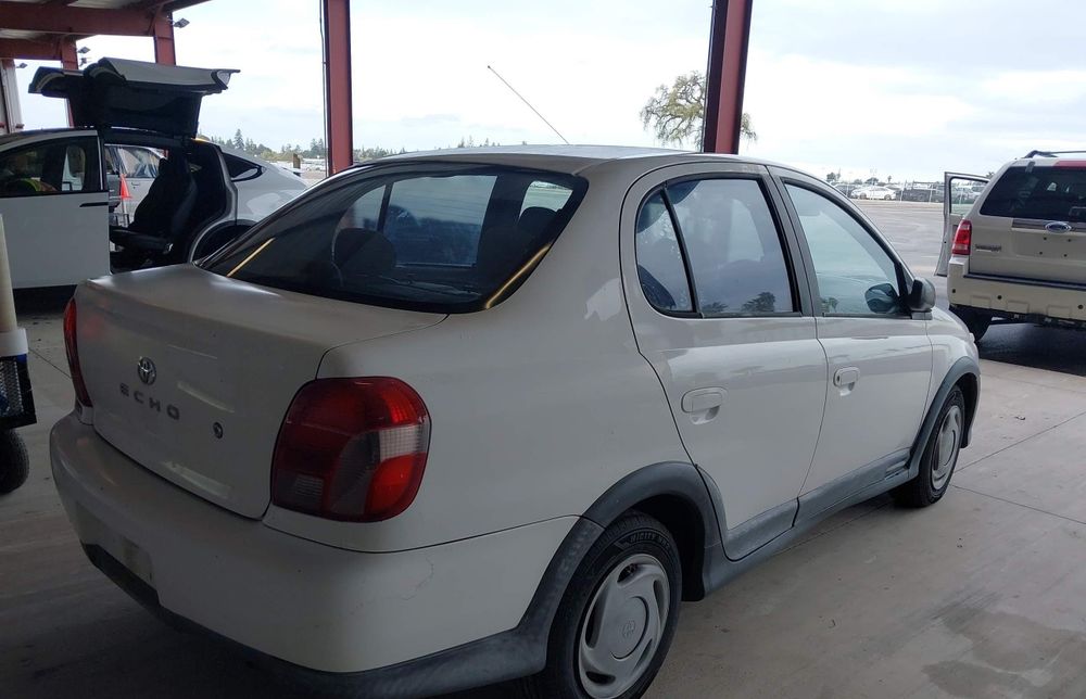 Тойота продается