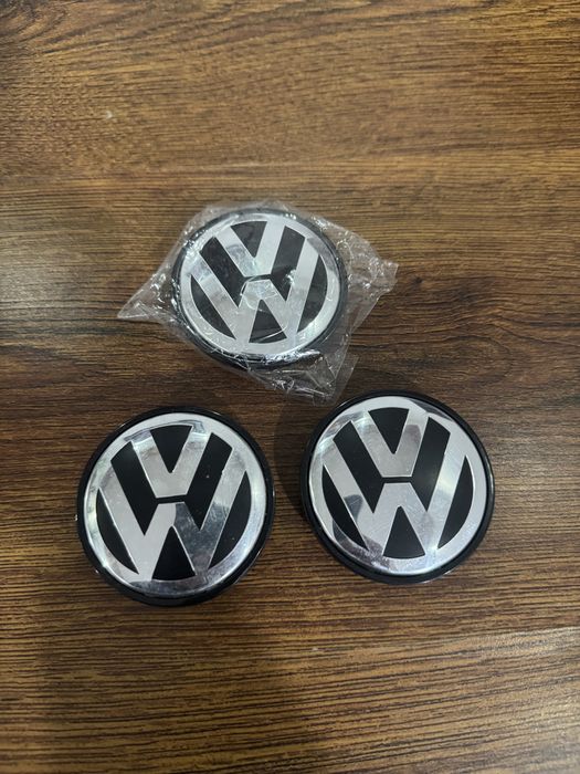 Emblema GT gama vag si 3 capacele jante ( noi)