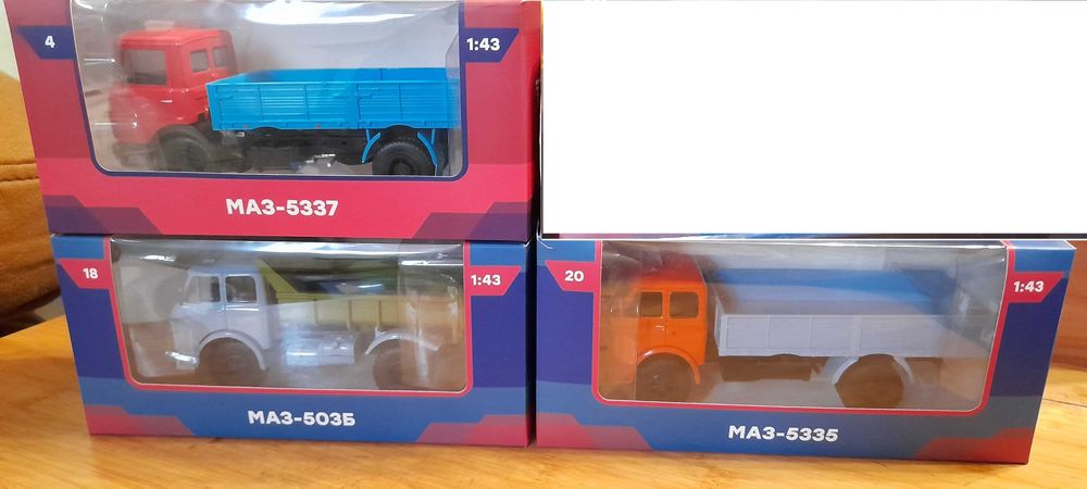 Продам коллекционные модели автомобилей 1/43