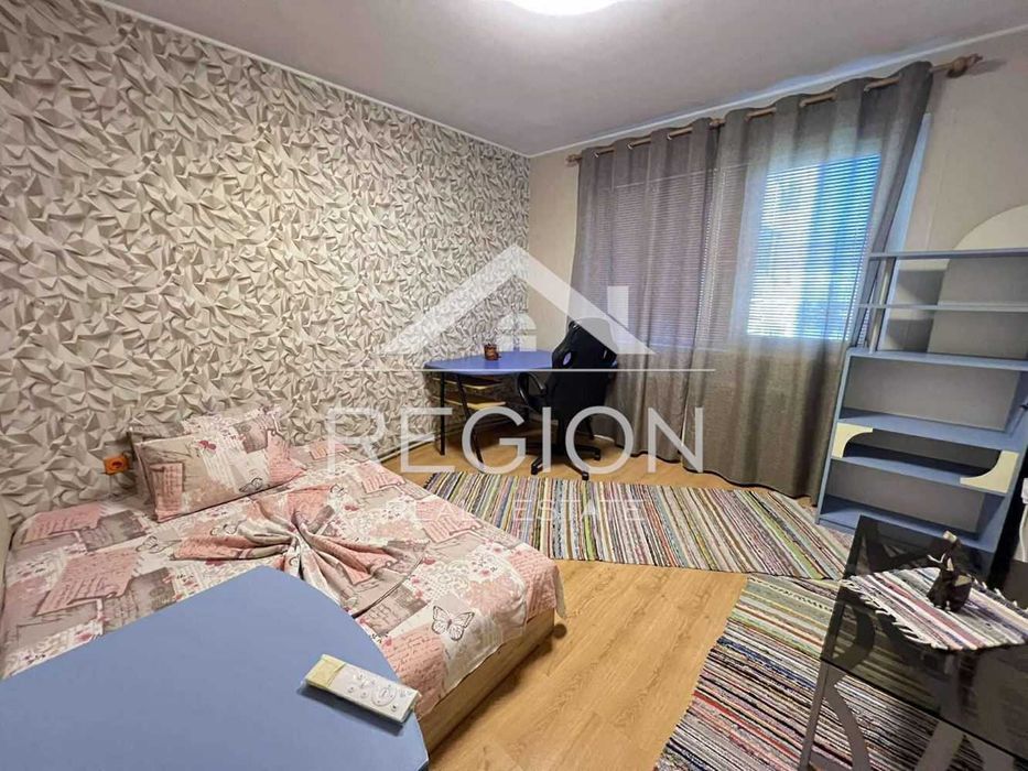 Дава се под наем Четиристаен апартамент в Варна, Цветен квартал - 89 кв.м за 612 € - Снимка #7