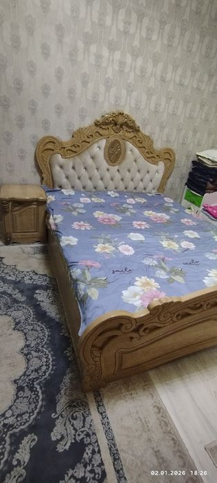 Splaniy kamplekt srochniy sotiladi 5500 ming som