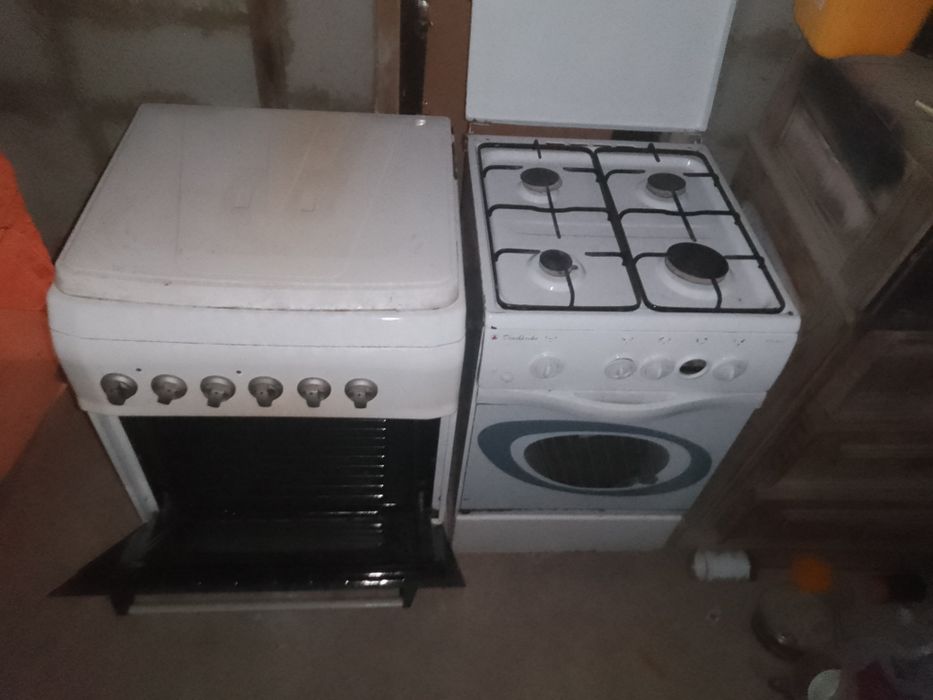 2 газ плиты продам