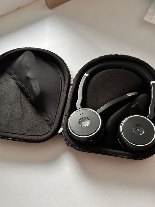 Продам новую jabra evolve 75