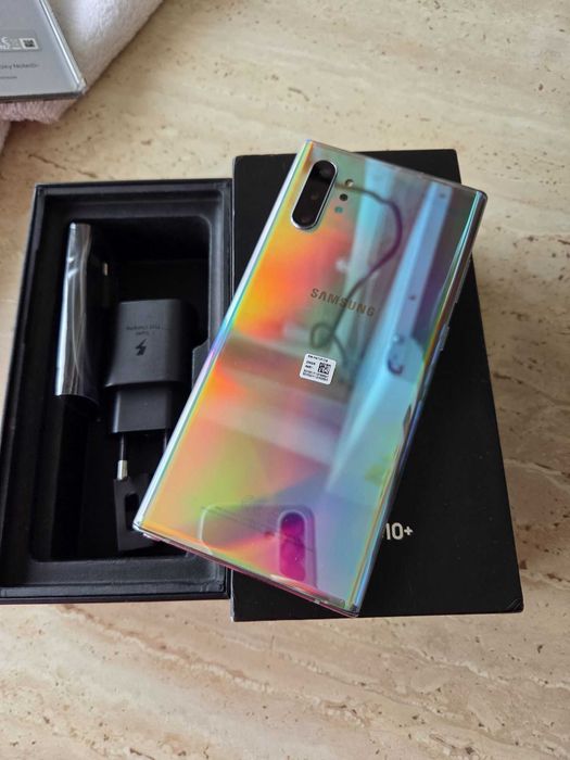 Vând telefon Samsung Galaxy Note 10+ , îl vând nu îl mai folosesc