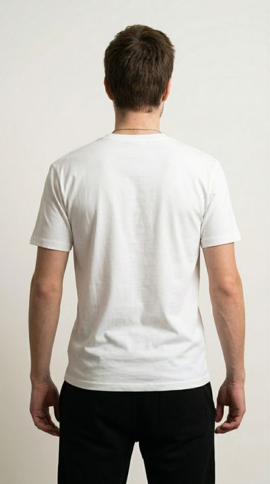 Продам монотонные футболки