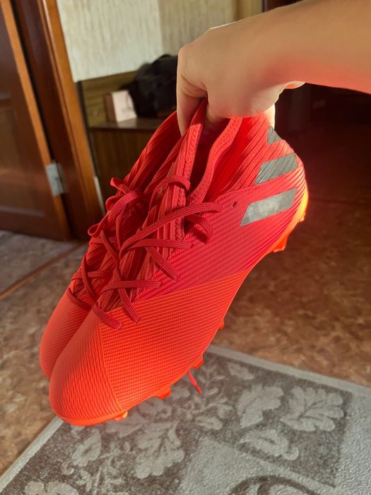 продаю бутсы adidas