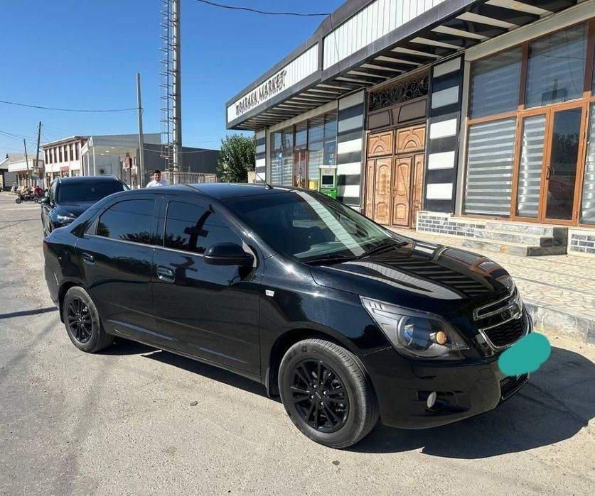 2025 metani bor qora rang