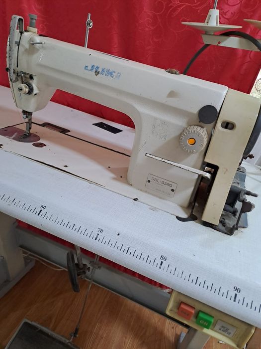 Mașină industrială juki de cusut