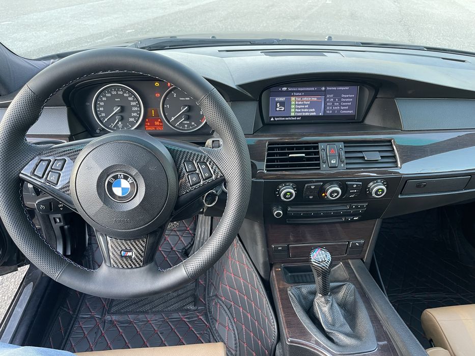 BMW 520D Pachet M EURO 5  Trapa Xenon Navi Prof Climatronic PDC Fata Spate