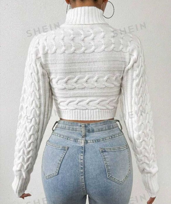 Дамски зимен пуловер