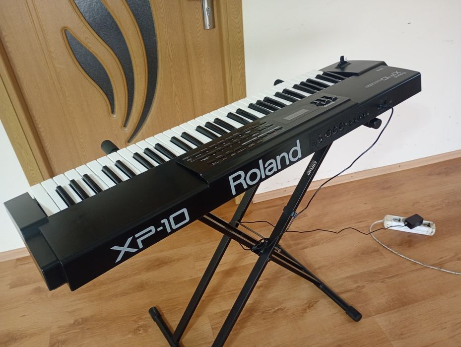 Roland XP-10 Pian digital orga sintetizator