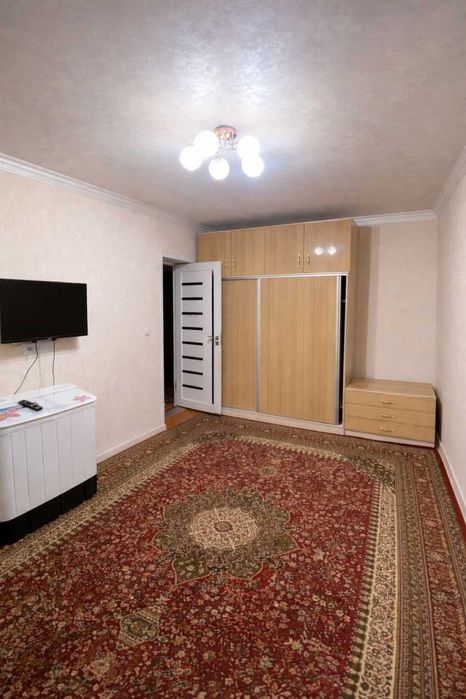 Абдурауф Фитрат ва Саракул кўчалари кесишмасида квартира без маклера