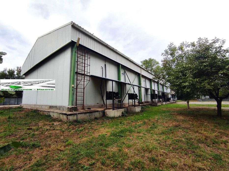 Продава се Промишлена сграда в Ихтиман - 5930 кв.м за 95 €/кв.м - Снимка #2