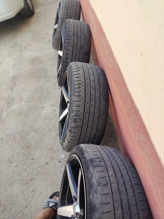 Saka diska 18 vossen sotiladi