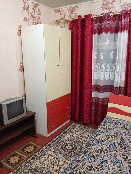 Продается трехкомнатная квартира в г Карши