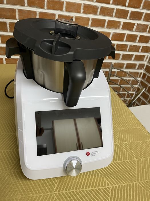 Robot smart de bucatarie  nou