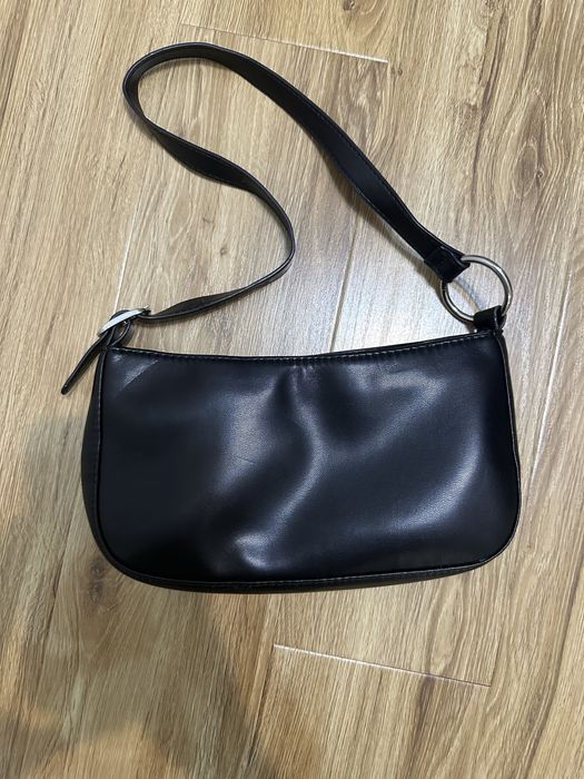 Сумка на плечо.