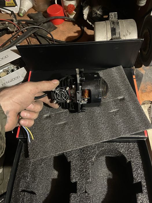 Линзы б/у . 3 Дюйма