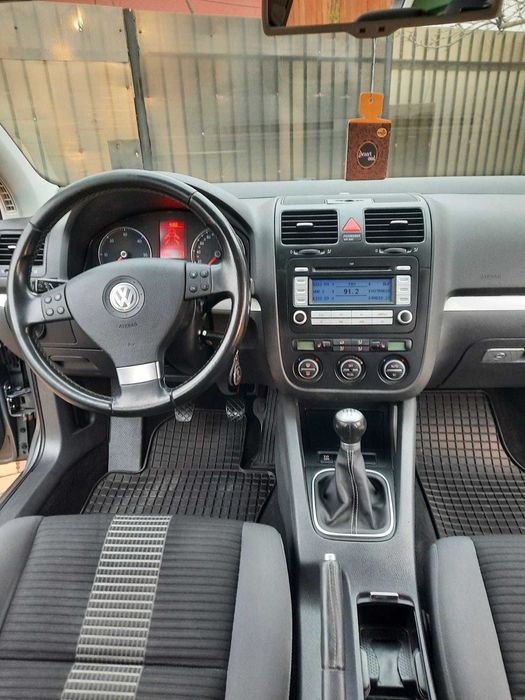 Vw Golf 5 1.9 tdi 105 cp