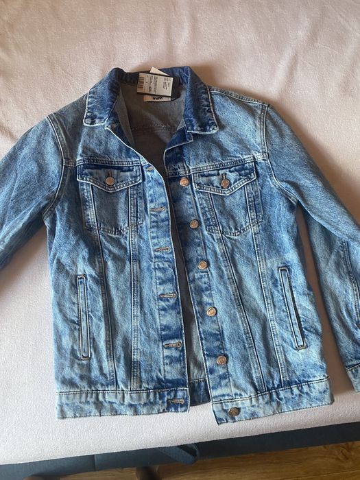 Продаю джинсовую куртку Mavi