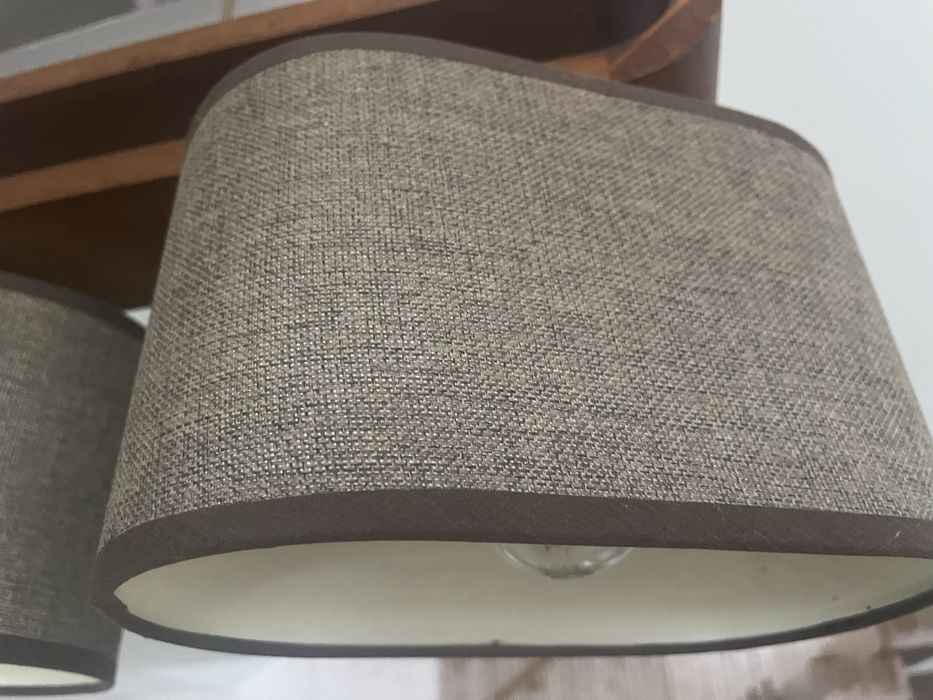 Lustra deosebita si aplica