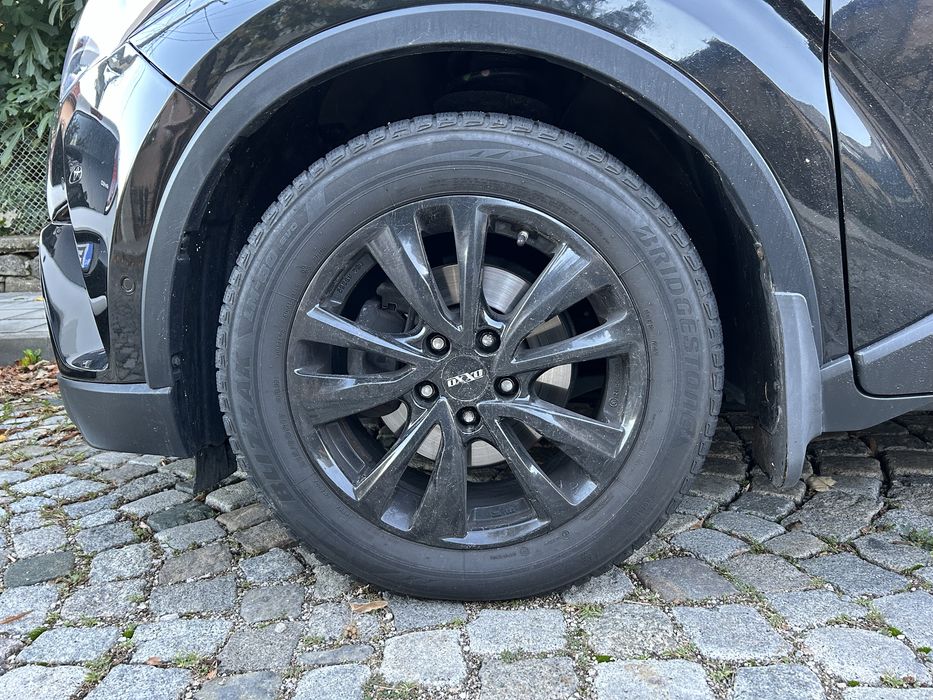 Toyota C-HR чист бензин