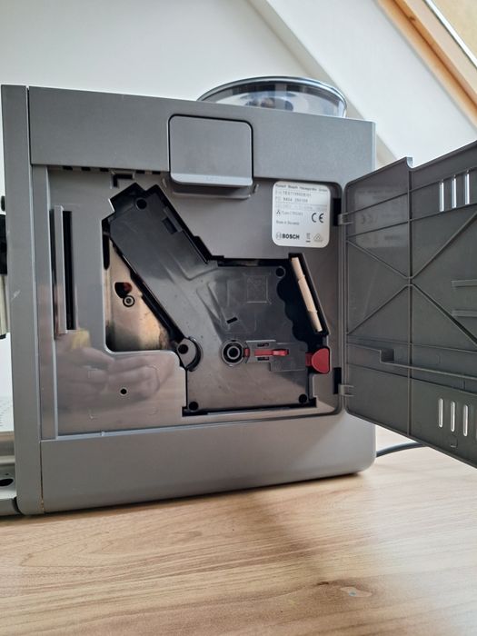 Кафеавтомат Bosch VeroBar 300 AromaPro