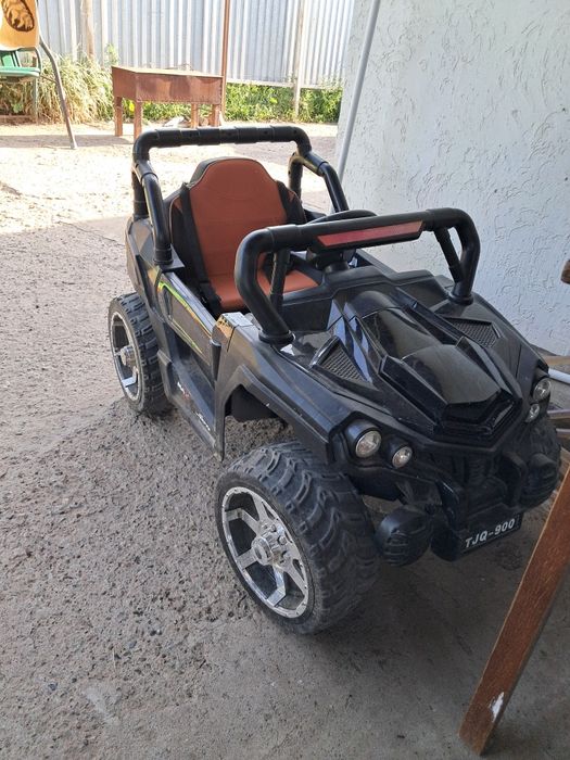 Продам детский электромобиль