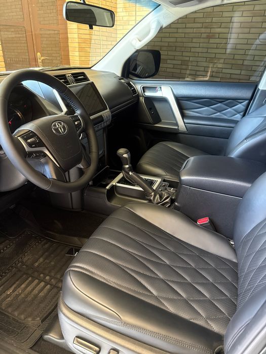 Land cruiser prado