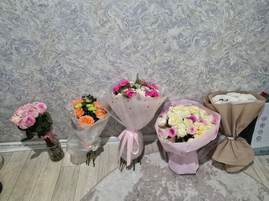 Букеты прдаю только сегодня сведий